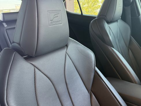 Used 2019 Lexus UX 200 F Sport image 11