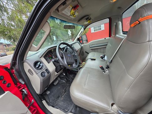 Used 2008 Ford F250 XL image 6