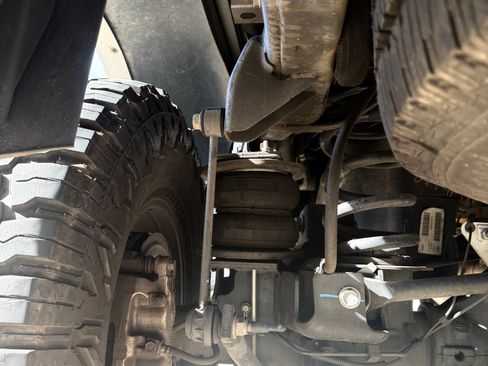 Used 2022 RAM 2500 Laramie w/ Night Edition image 15