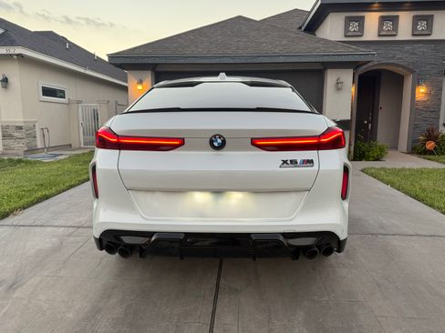 Used 2025 BMW X6 M Competition w/ Executive Package image 6