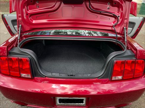 Used 2005 Ford Mustang GT image 20