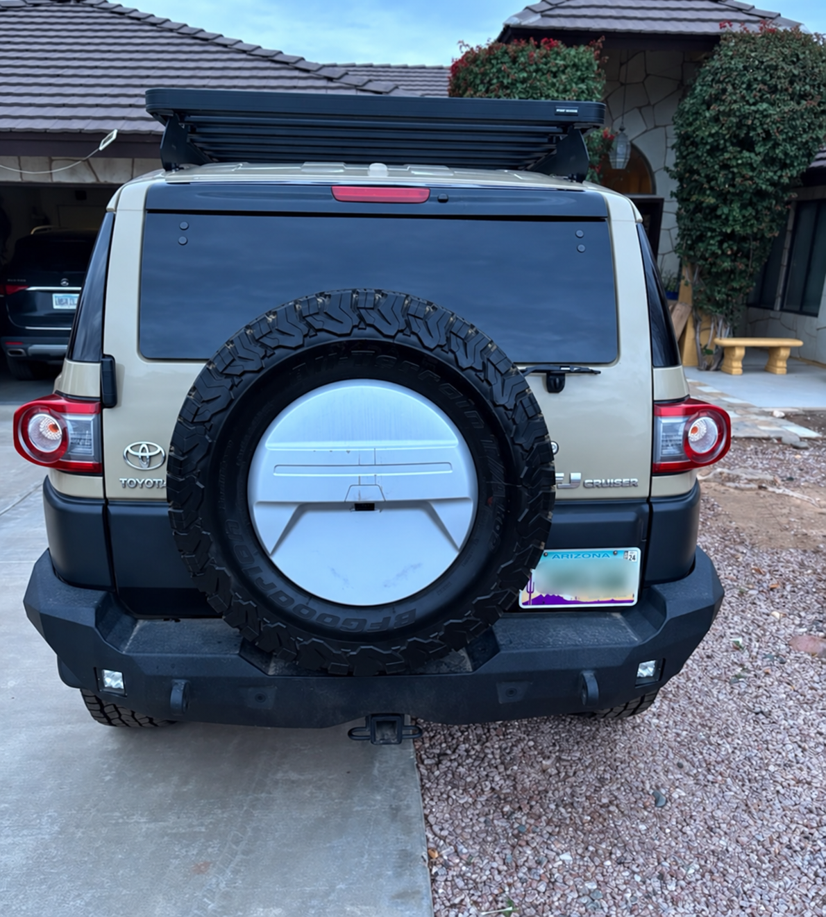 Used 2014 Toyota FJ Cruiser 4WD w/ Upgrade Package image 4