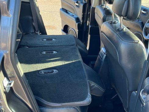 Used 2014 Jeep Compass Latitude image 13