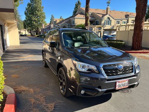 Used 2018 Subaru Forester 2.5i Premium w/ Popular Package #2A AWD/4WD image 5