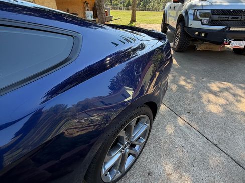 Used 2018 Ford Mustang GT Premium image 11