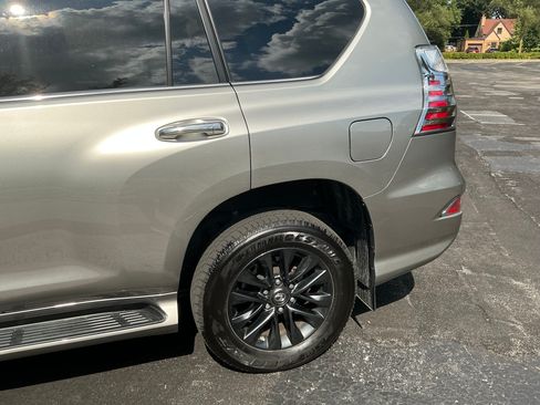 Used 2022 Lexus GX 460 Premium AWD/4WD image 5