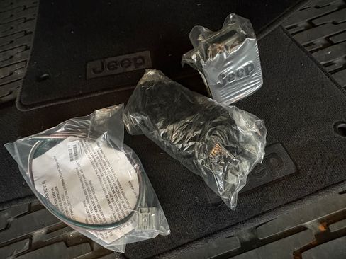 Used 2015 Jeep Grand Cherokee High Altitude image 29