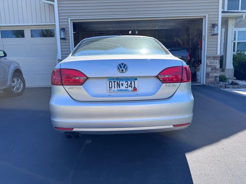 Used 2013 Volkswagen Jetta SE FWD image 5