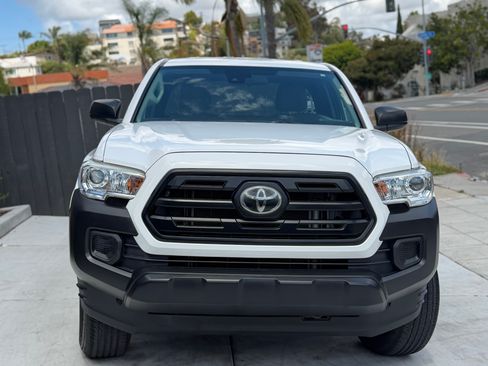 Used 2019 Toyota Tacoma SR RWD image 4