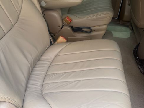 Used 1996 Dodge Caravan ES FWD image 9