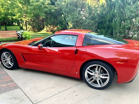 Used 2008 Chevrolet Corvette Coupe RWD image 9