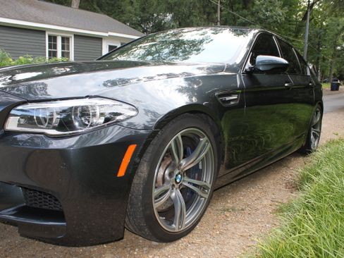 Used 2014 BMW M5 image 5