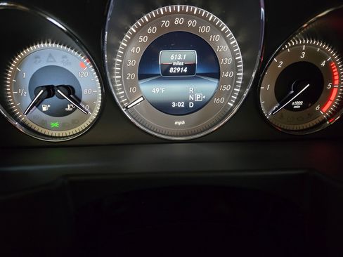 Used 2015 Mercedes-Benz GLK 250 BlueTEC 4MATIC image 17