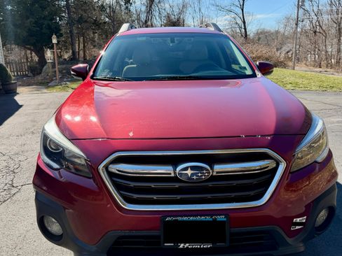 Used 2018 Subaru Outback 2.5i Premium image 1