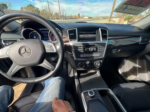 Used 2013 Mercedes-Benz ML 350 BlueTEC 4MATIC image 18