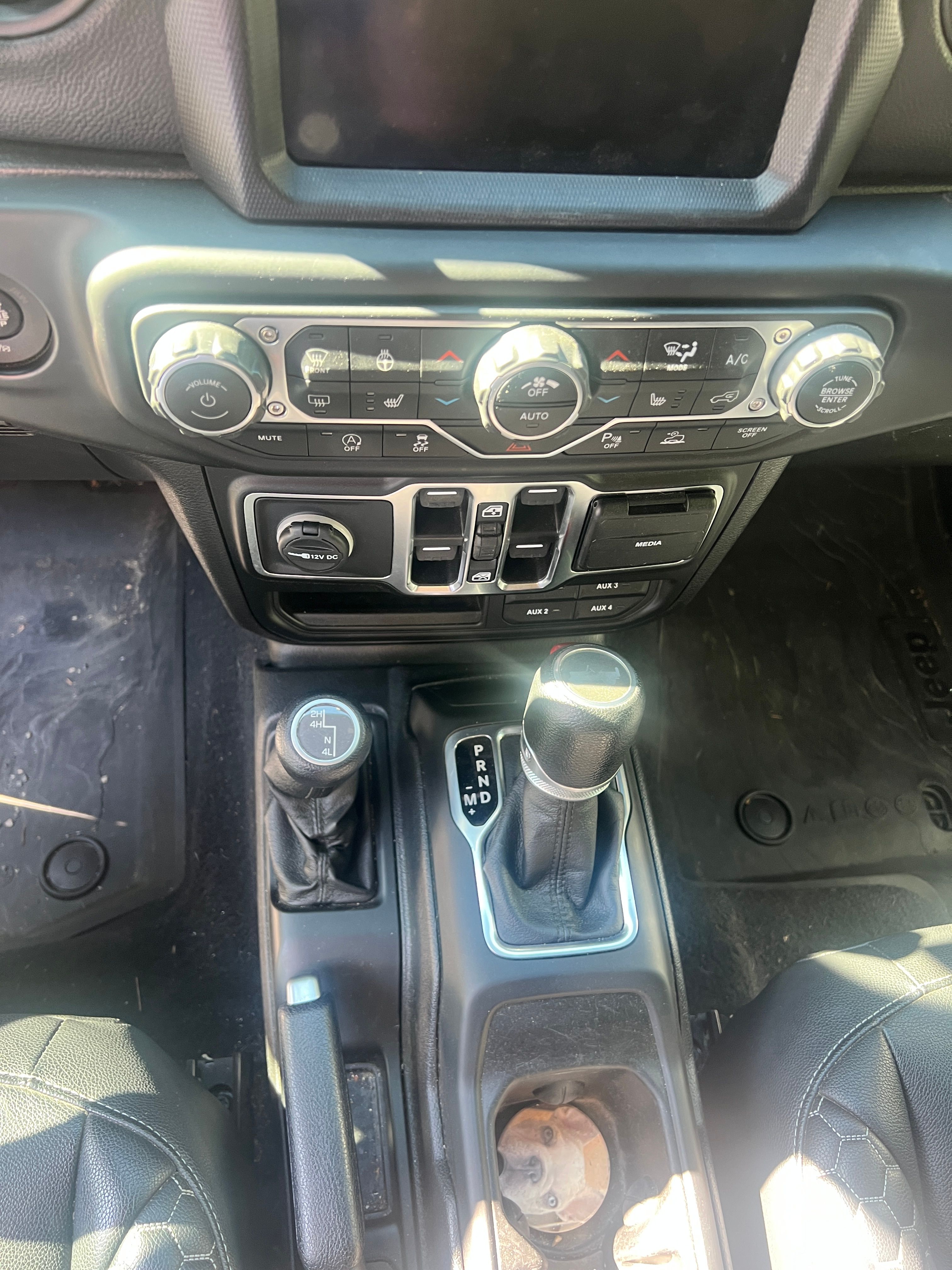 Used 2021 Jeep Wrangler Unlimited Sport w/ Sun And Sound Package AWD/4WD image 11