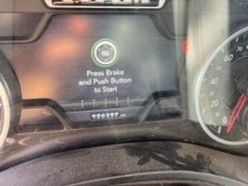 Used 2019 RAM 1500 Big Horn RWD image 13