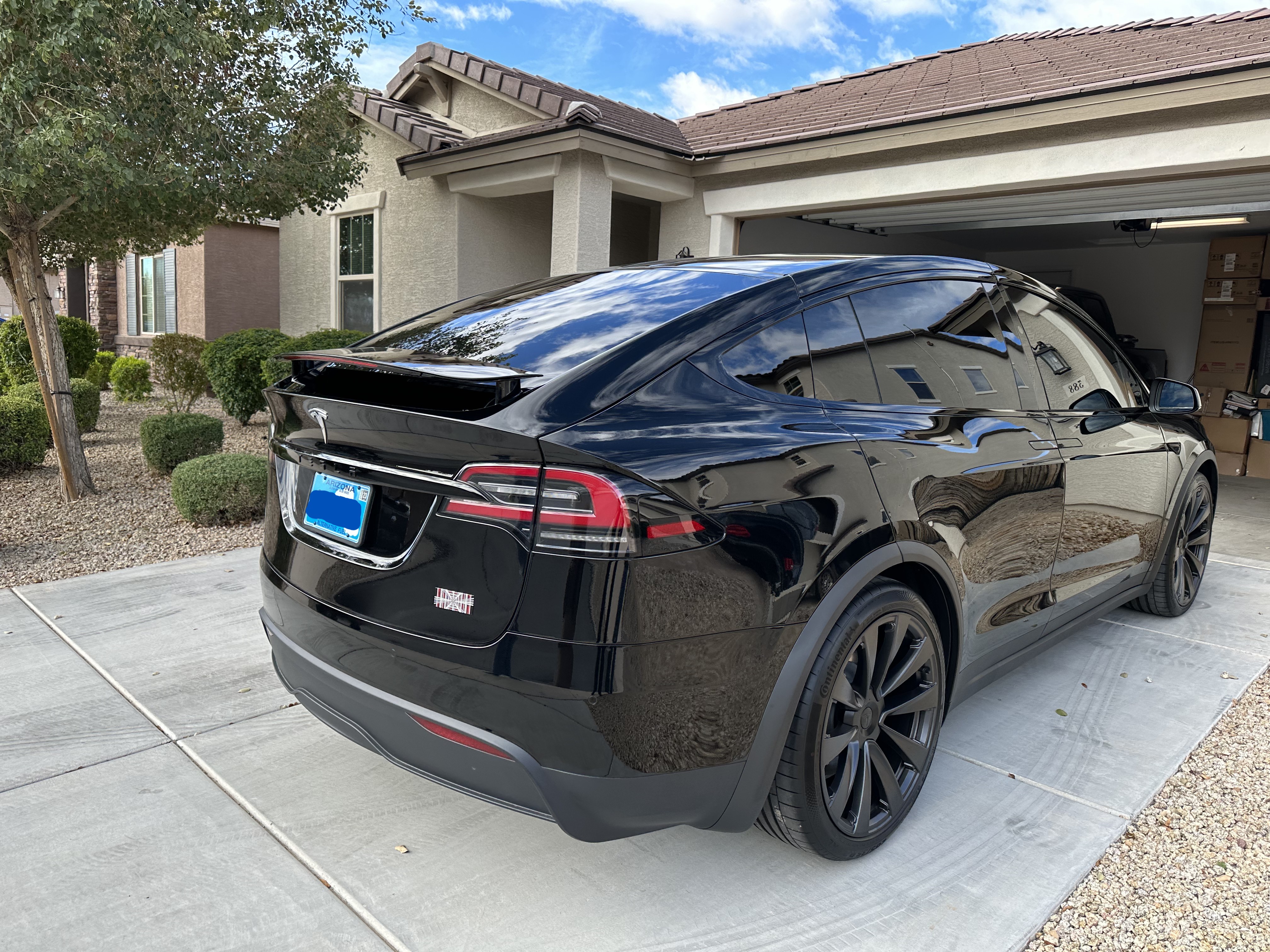Used 2023 Tesla Model X Plaid AWD/4WD image 5