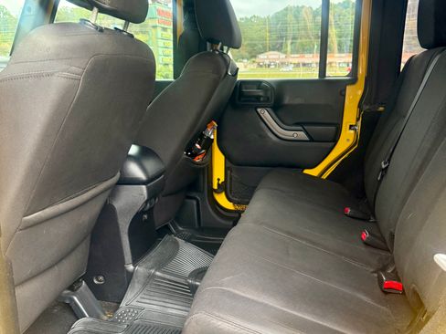 Used 2015 Jeep Wrangler Unlimited Sport w/ Quick Order Package 23S image 12