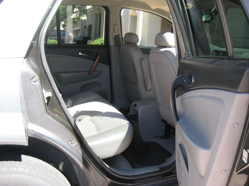 Used 2007 Saturn Vue 2WD V6 image 12