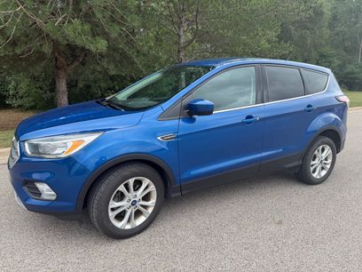 Used 2017 Ford Escape SE