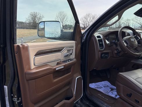 Used 2019 RAM 2500 Laramie image 13