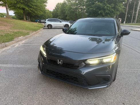 Used 2022 Honda Civic Sport image 9