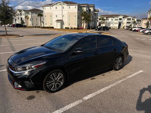 Used 2024 Kia Forte GT-Line image 2