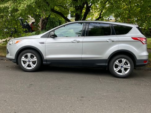 Used 2014 Ford Escape SE FWD image 4
