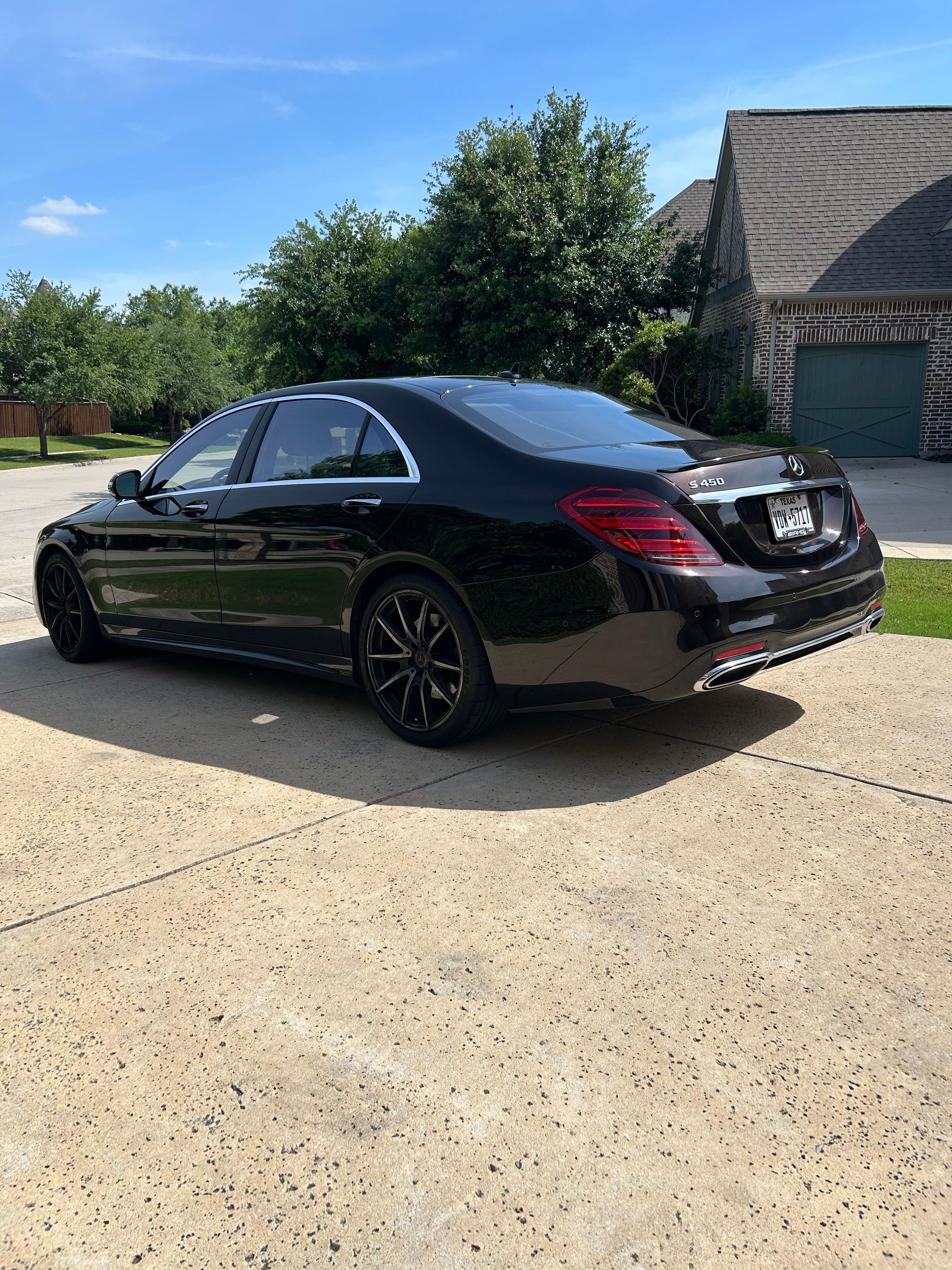 Used 2020 Mercedes-Benz S 450 Sedan w/ AMG Line Exterior image 6