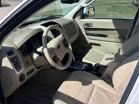 Used 2011 Ford Escape Limited w/ 302A Rapid Spec Order Code image 10