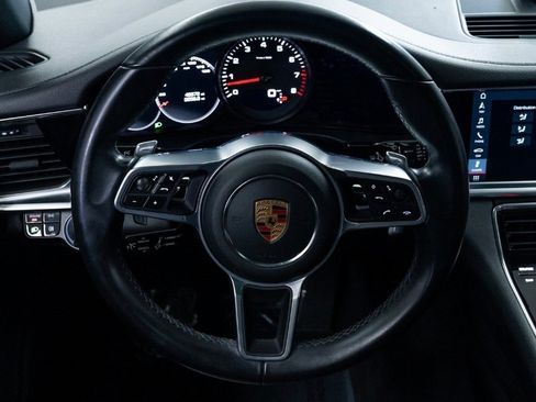 Used 2018 Porsche Panamera 4 AWD/4WD image 8