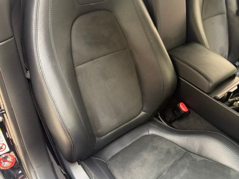 Used 2015 Jaguar F-TYPE Coupe RWD image 9