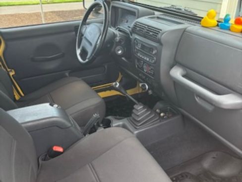 Used 2003 Jeep Wrangler SE AWD/4WD image 9