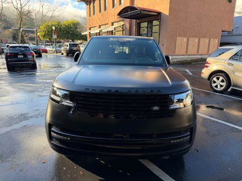 Used 2024 Land Rover Range Rover Autobiography image 5