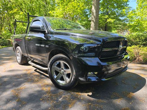Used 2012 RAM 1500 Express image 1
