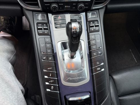 Used 2014 Porsche Panamera 4S image 16