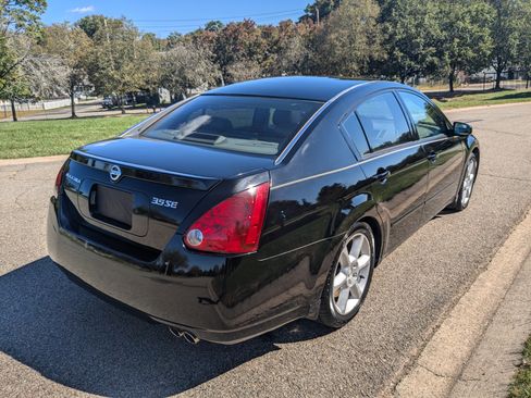 Used 2004 Nissan Maxima 3.5 SE w/ Driver Preferred Pkg image 5