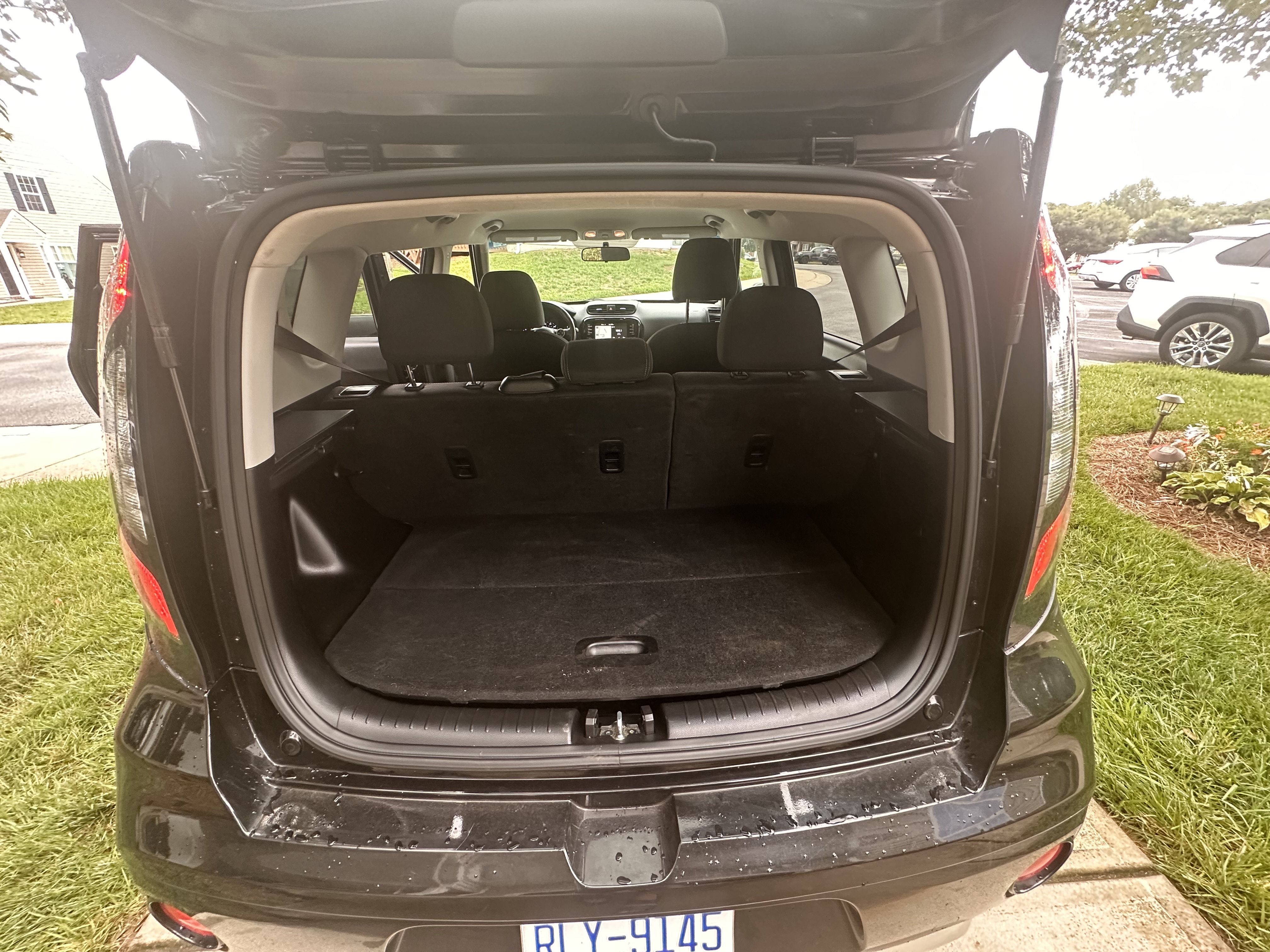 Used 2018 Kia Soul + w/ Audio Package FWD image 15