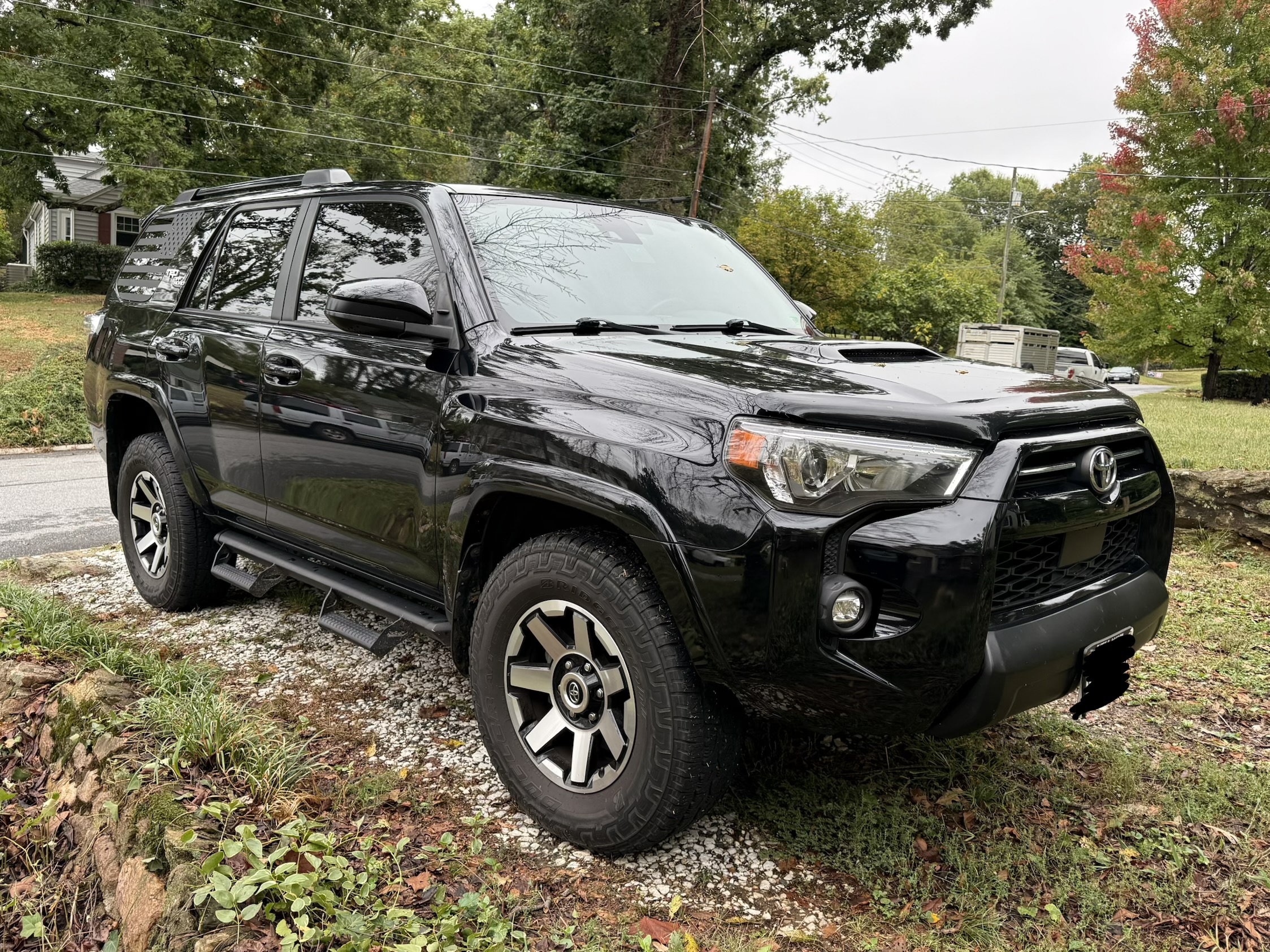 Used 2022 Toyota 4Runner TRD Off-Road AWD/4WD image 4