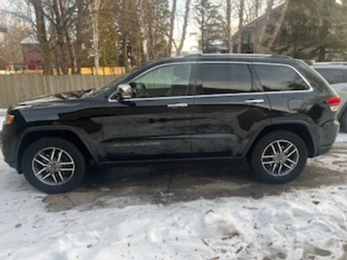 Used 2020 Jeep Grand Cherokee Limited w/ Luxury Group II image 1