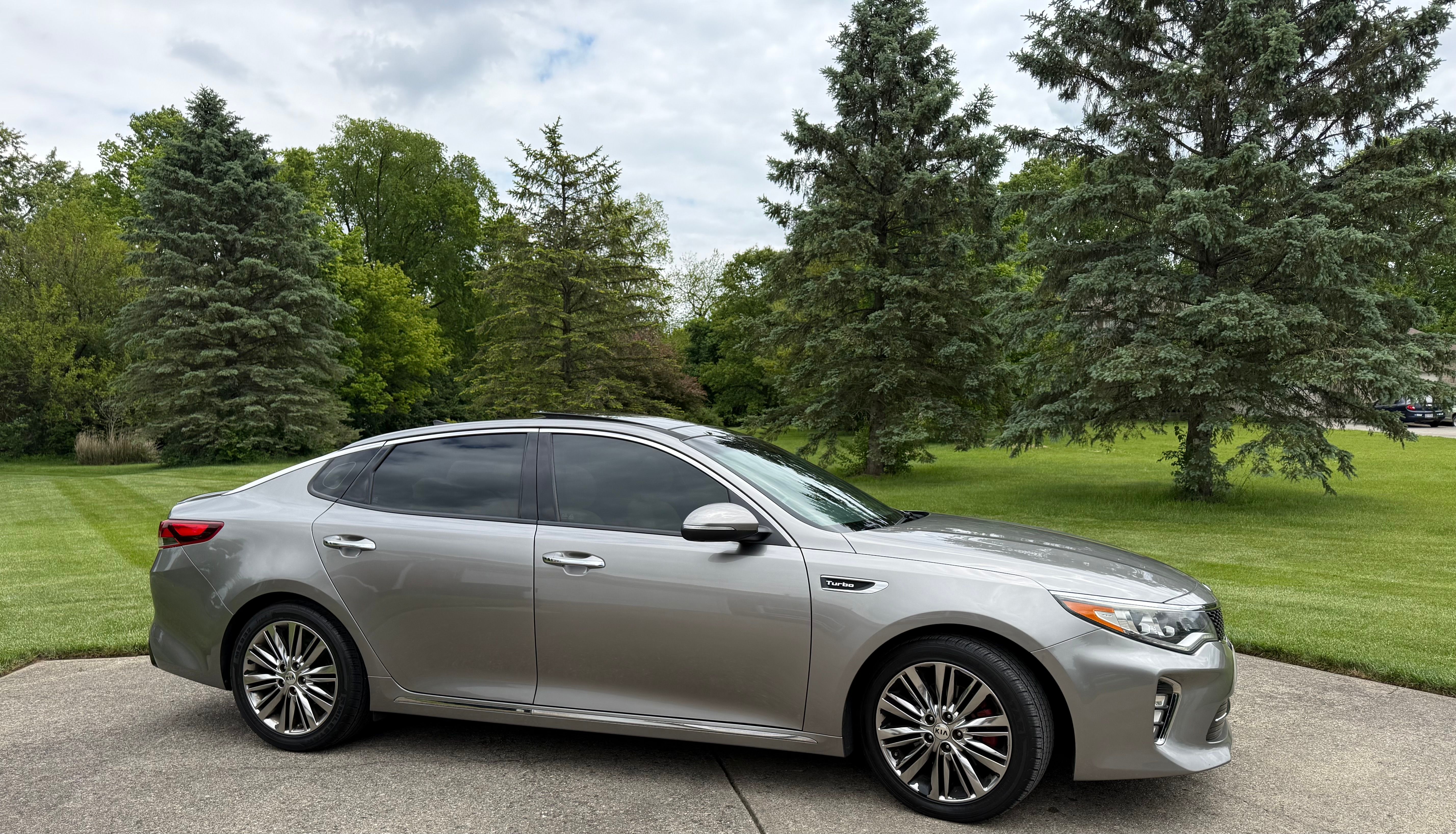 Used 2018 Kia Optima SX w/ Technology Package FWD image 1