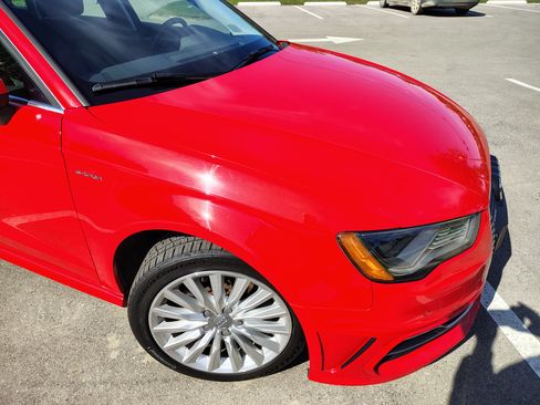 Used 2016 Audi A3 e-tron Premium Plus w/ Premium Plus Package FWD image 10