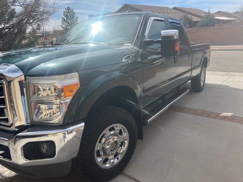 Used 2012 Ford F250 Lariat w/ Chrome Pkg image 2