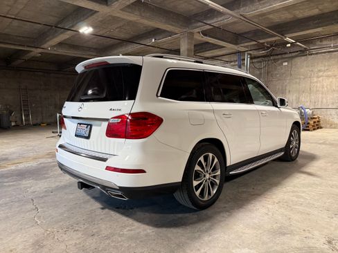 Used 2016 Mercedes-Benz GL 450 4MATIC image 10