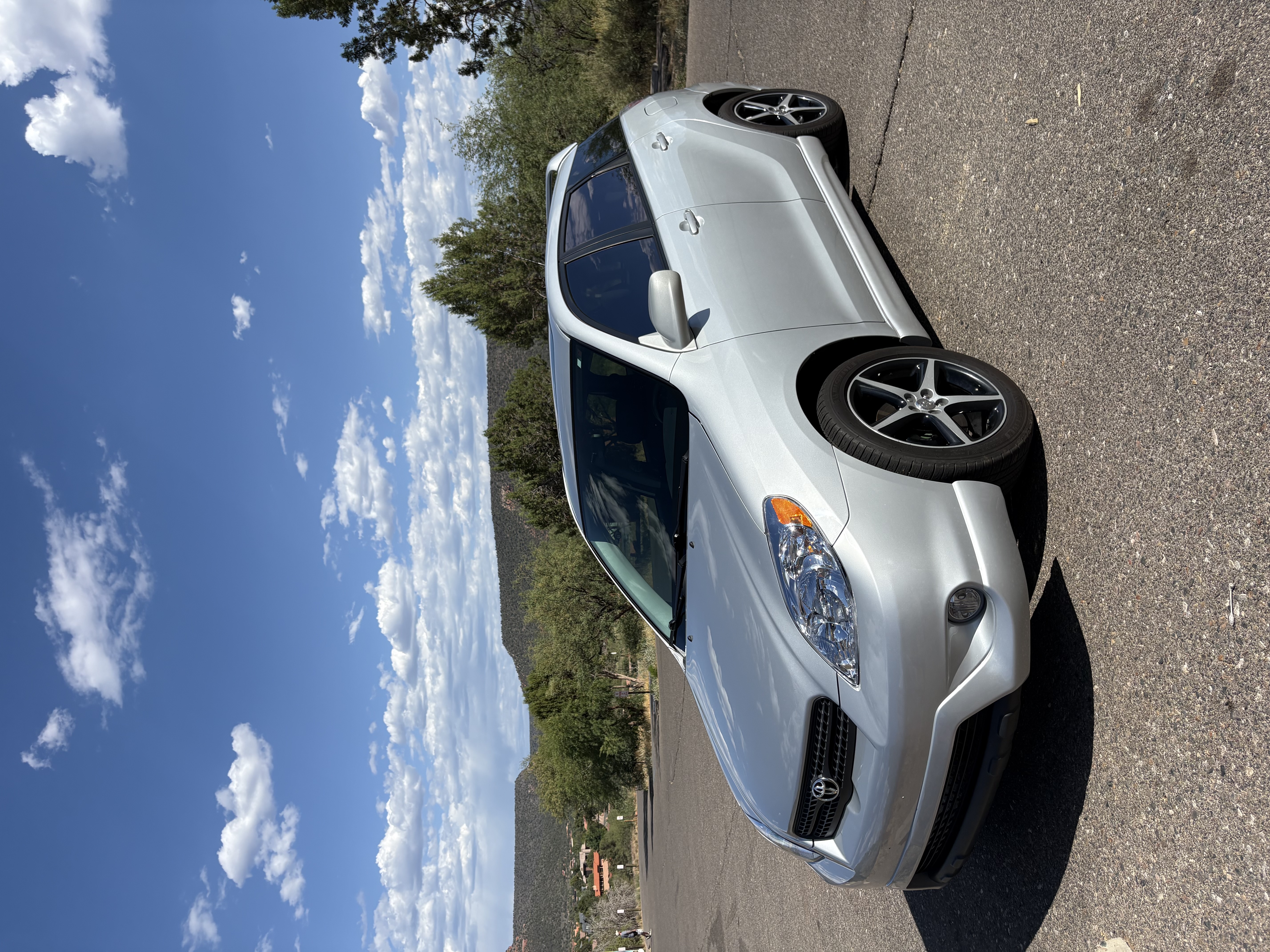 Used 2007 Toyota Matrix XR FWD image 8