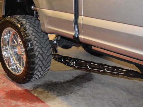 Used 2022 Ford F250 Limited image 2