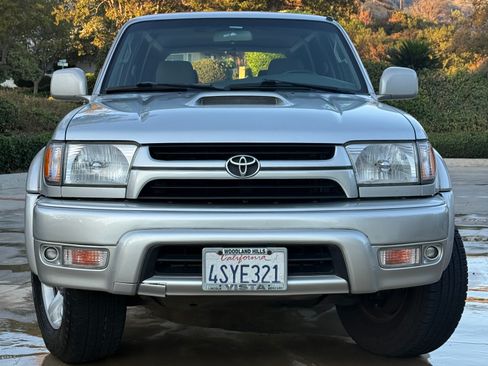 Used 2001 Toyota 4Runner SR5 RWD image 2
