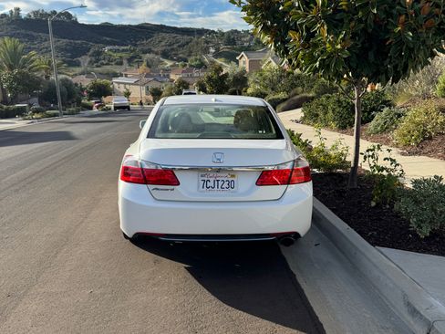 Used 2014 Honda Accord EX-L image 5