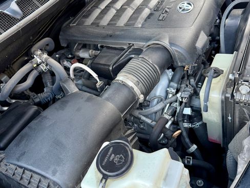 Used 2019 Toyota Sequoia Limited AWD/4WD image 11